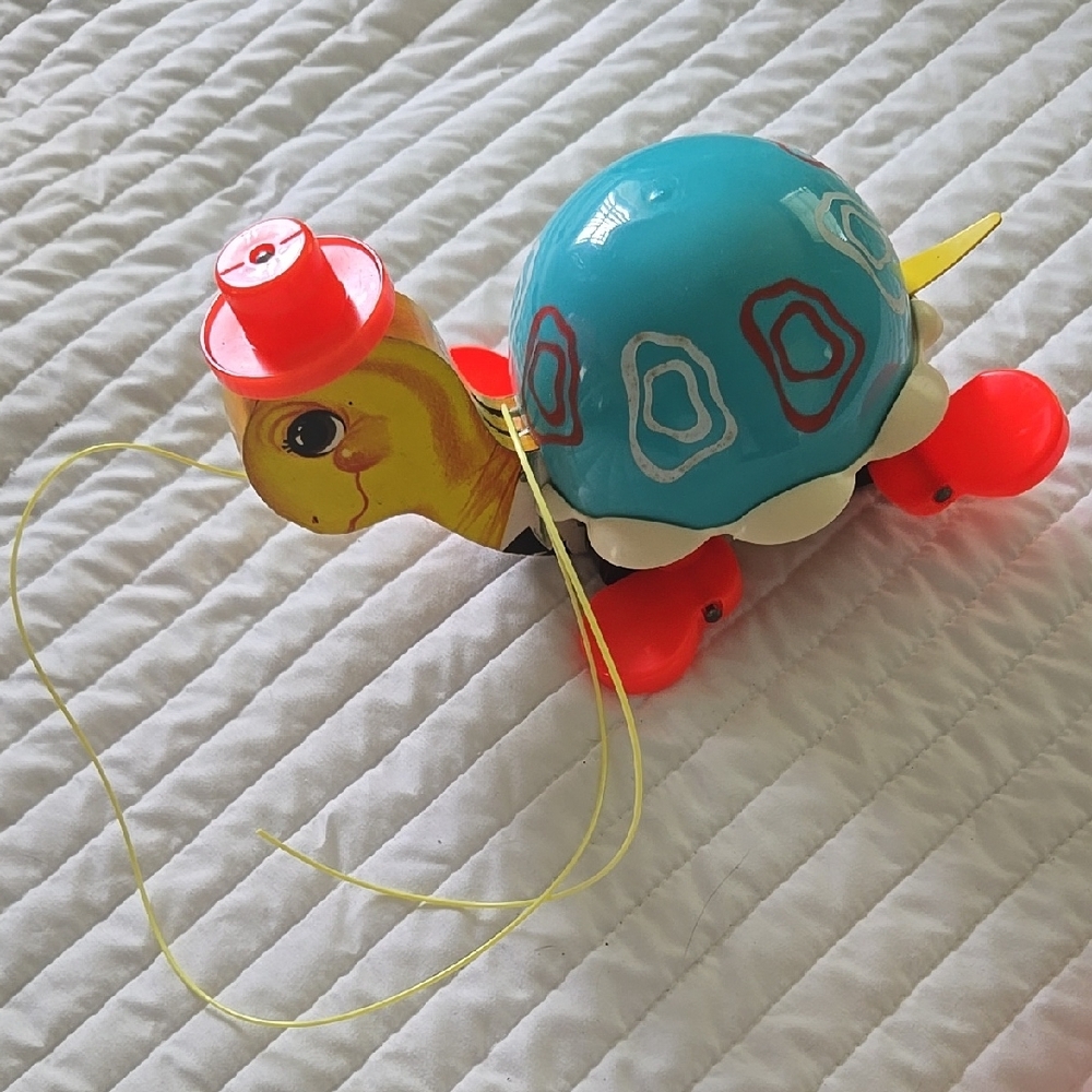 Colorful Wind-Up Turtle Toy - Picture 4 of 5